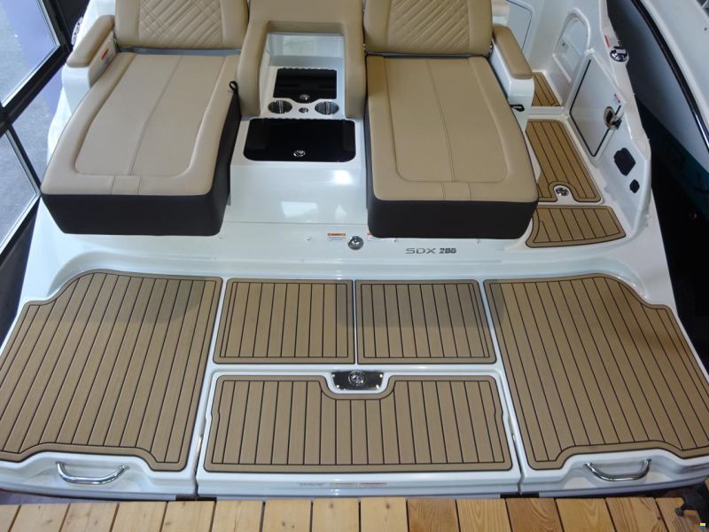 Sea Ray 290 SDXE
