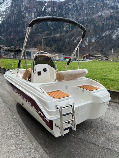 Nautical instruments