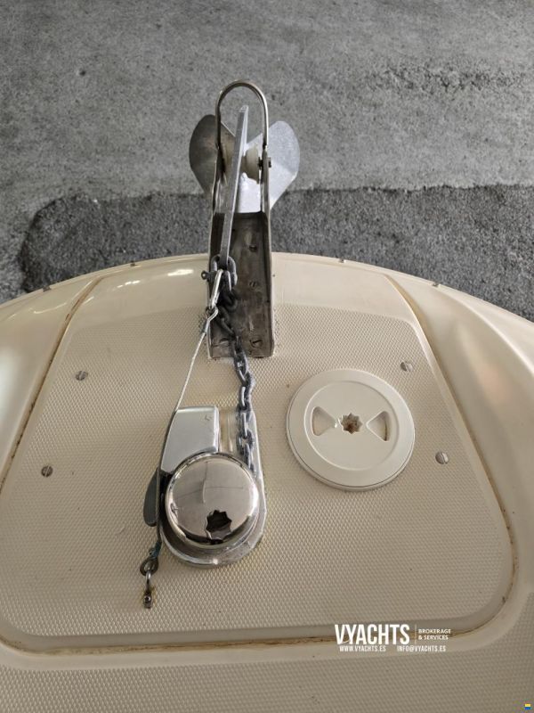 Sea Ray 240 SD