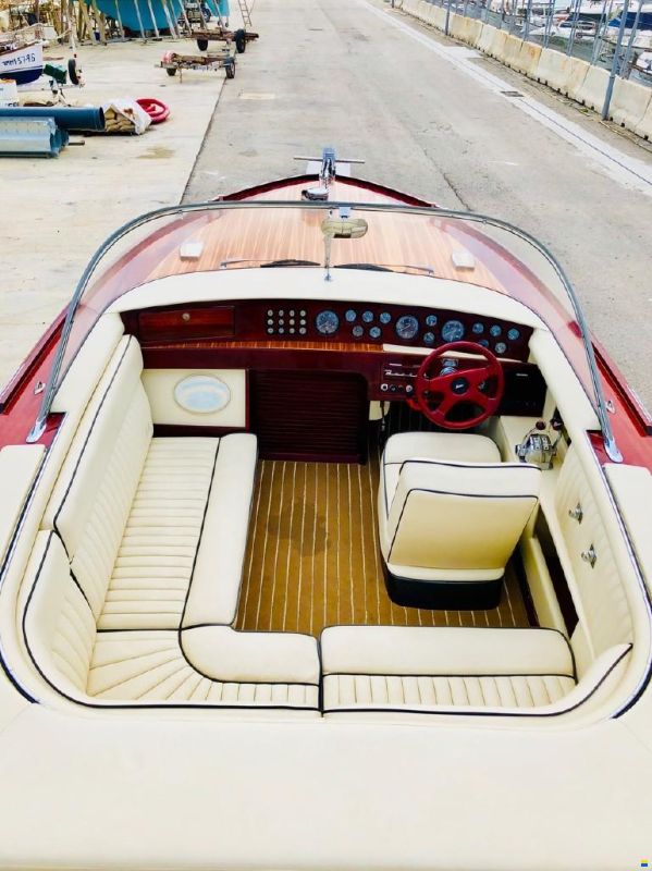 Boesch 680 Costa Brava De Luxe