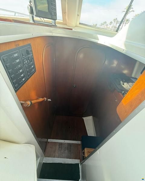 Beneteau Antares 9