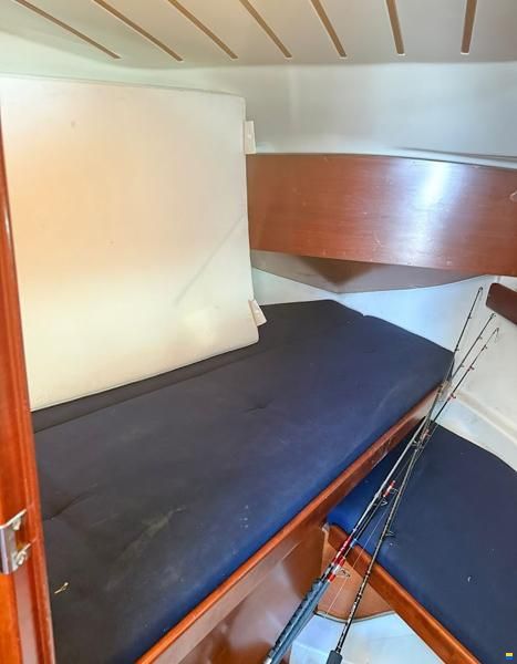 Beneteau Antares 9
