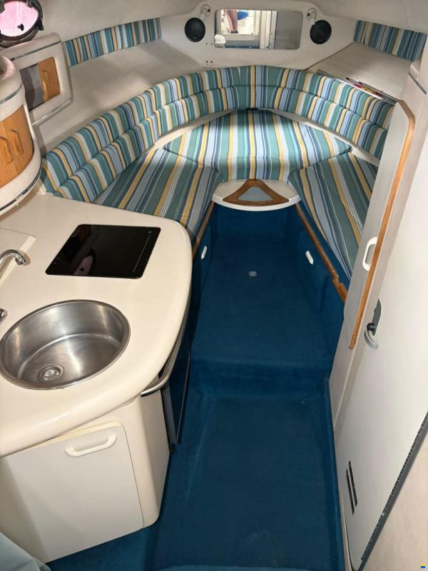 Sea Ray 270 Sundancer