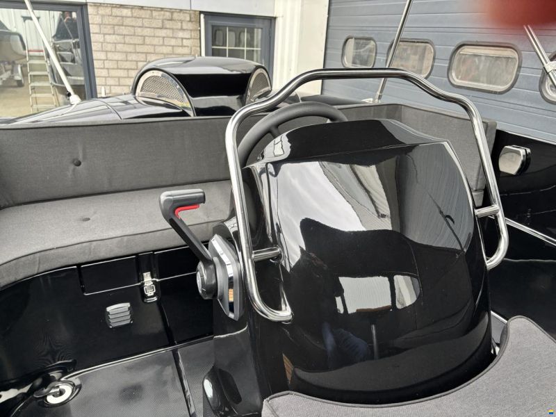 Oud Huijzer 600 Tender