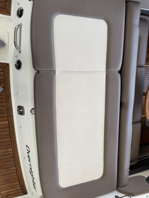 Sea Ray 210 Overnighter