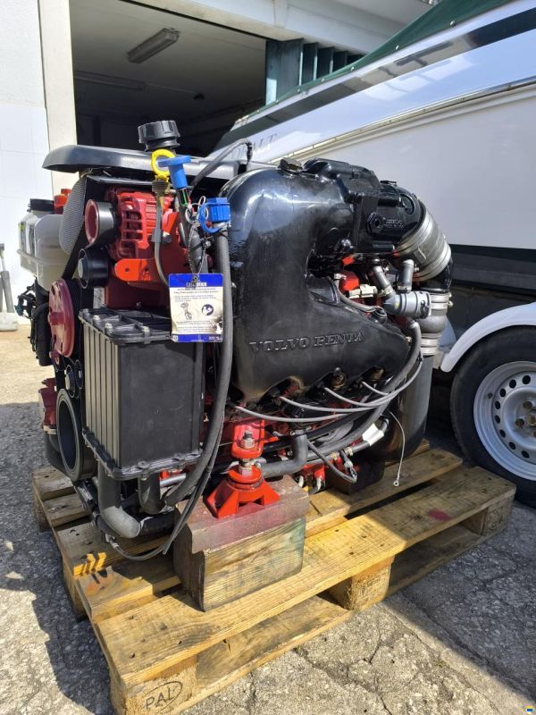 Volvo Penta V8 350 CE N