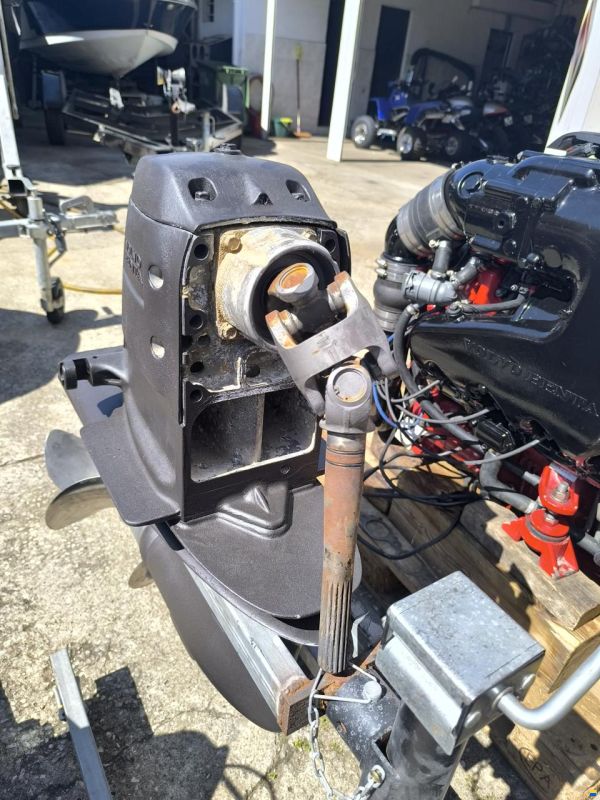 Volvo Penta V8 350 CE N