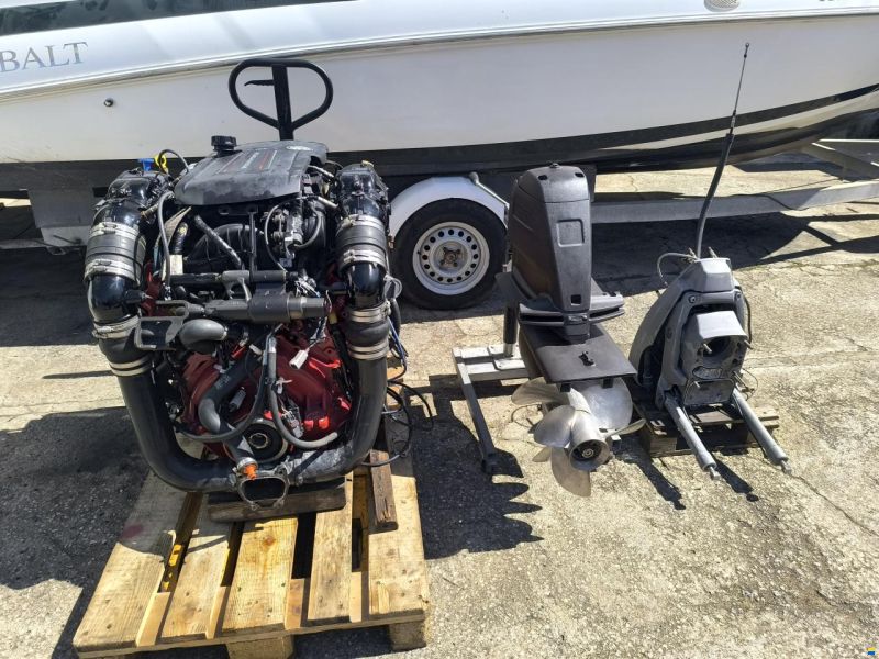 Volvo Penta V8 350 CE N