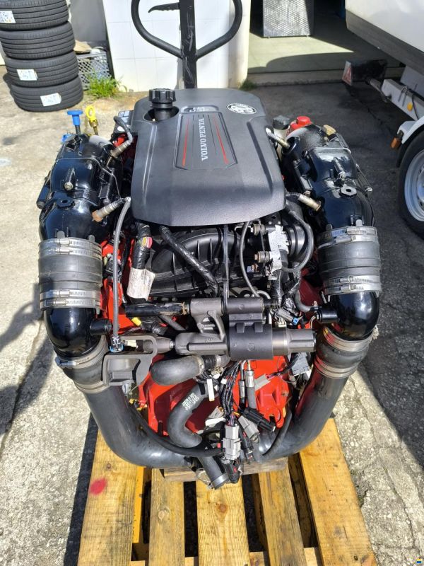 Volvo Penta V8 350 CE N