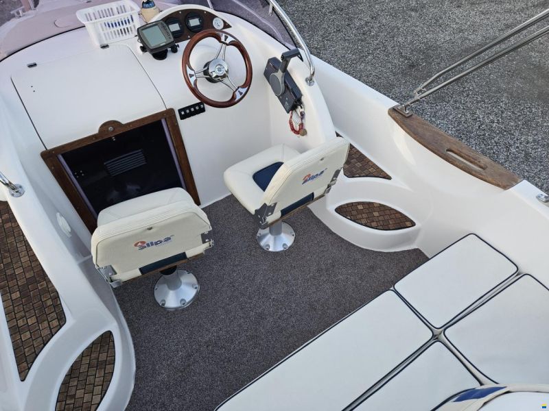 Mazury 560 WA, 2010