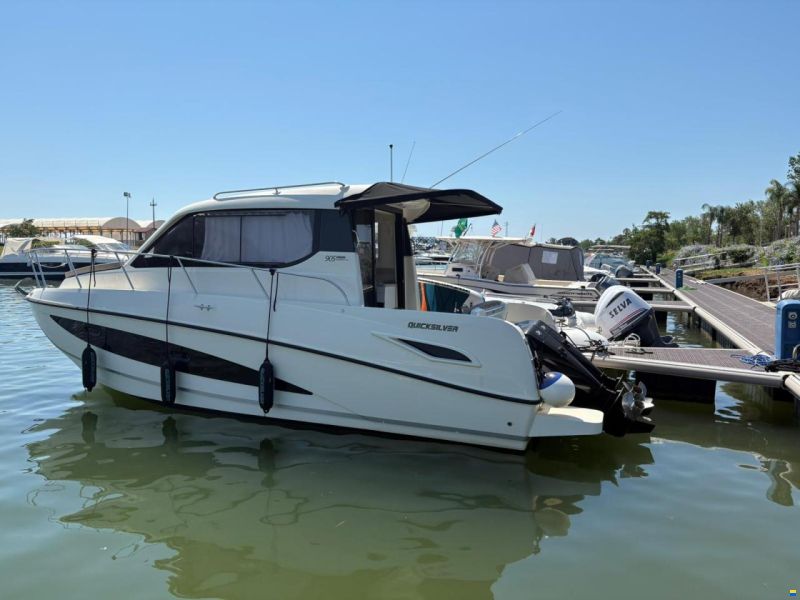 Quicksilver 905 Weekender