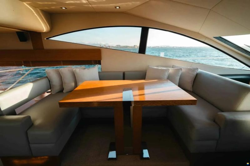 Sunseeker Manhattan 53