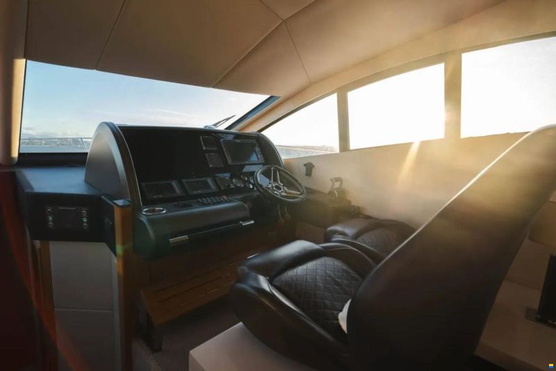 Sunseeker Manhattan 53