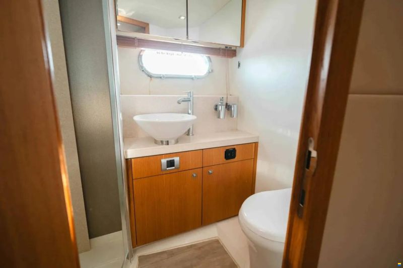 Sunseeker Manhattan 53