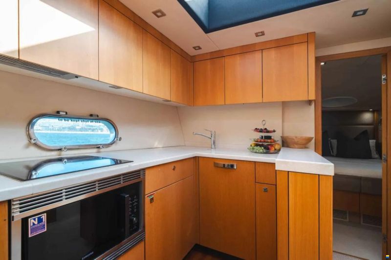 Sunseeker Manhattan 53