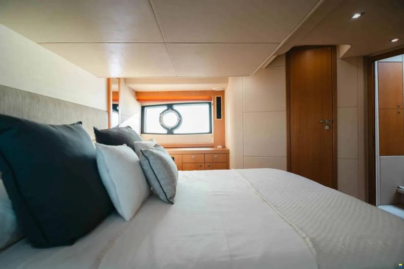 Sunseeker Manhattan 53