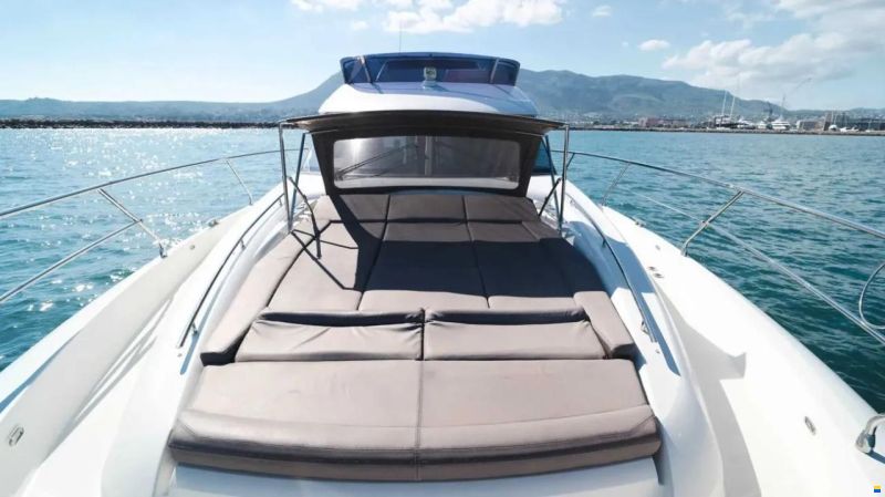 Prestige 560