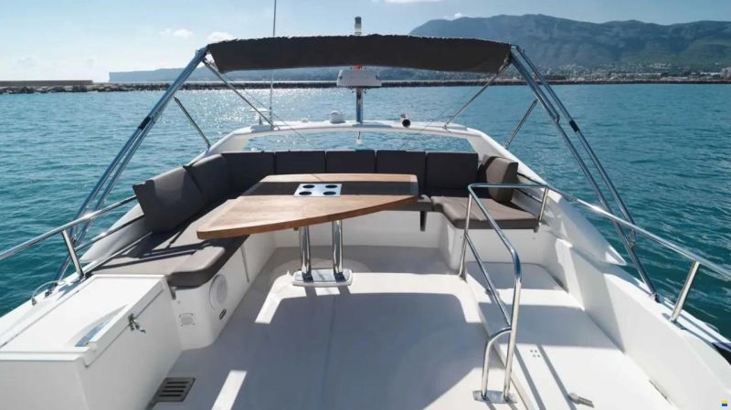 Prestige 560