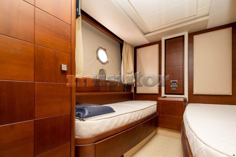 Azimut 75 Fly