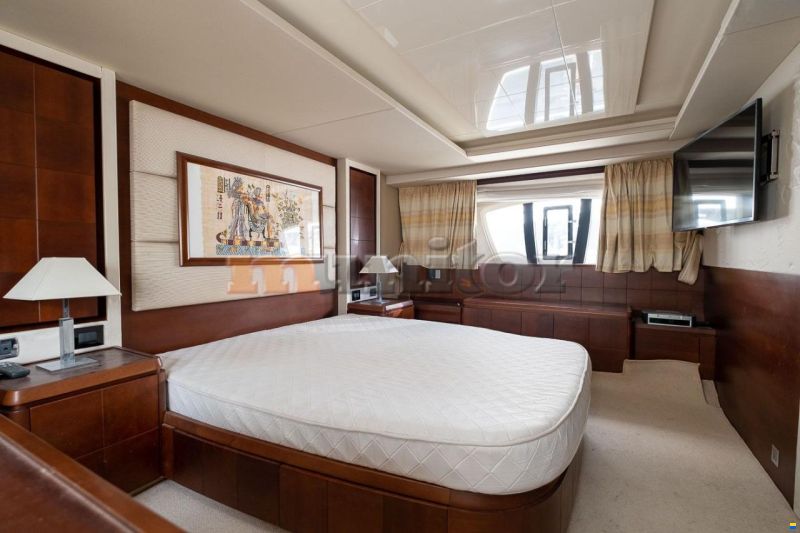 Azimut 75 Fly