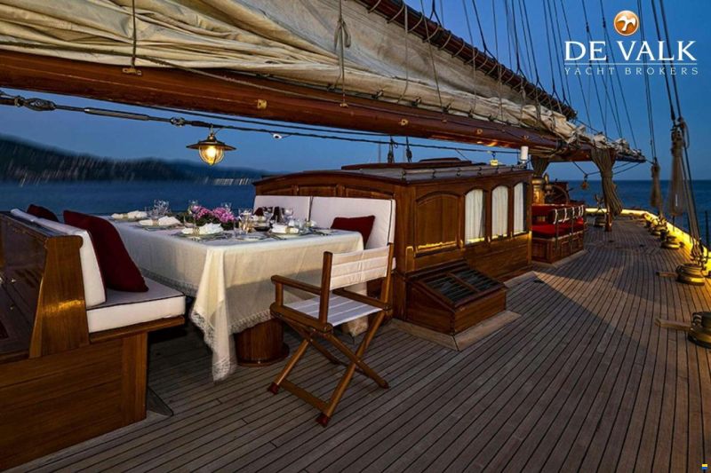 Schooner Classic gaff