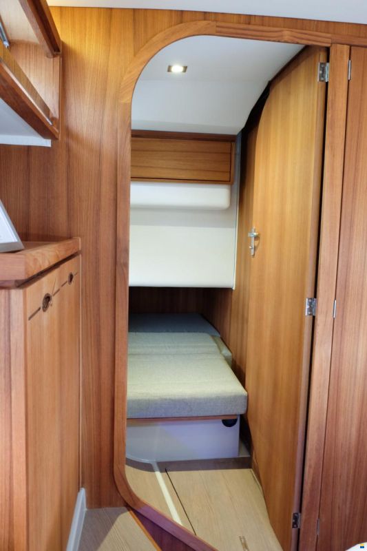 Rhéa 34 Trawler Fly Sedan