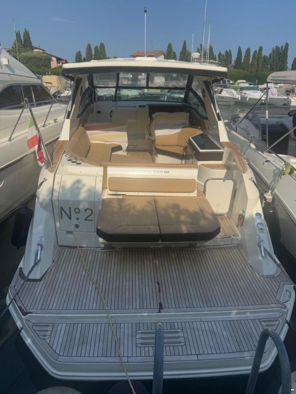 Sea Ray Sundancer 320