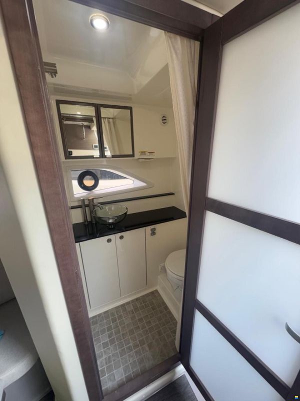 Sea Ray Sundancer 320