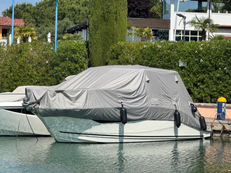 Sea Ray Sundancer 320