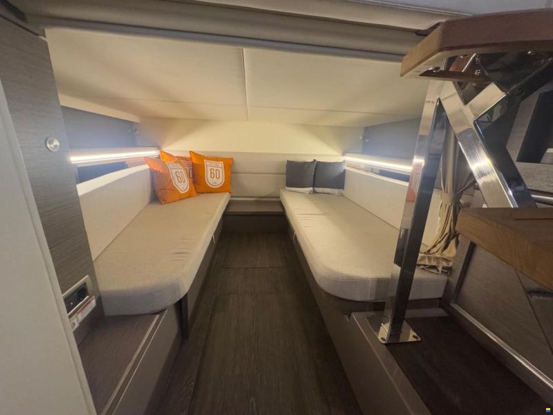 Sea Ray Sundancer 320