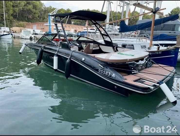 Sea Ray 210 SPX Black Beauty – Mallorca