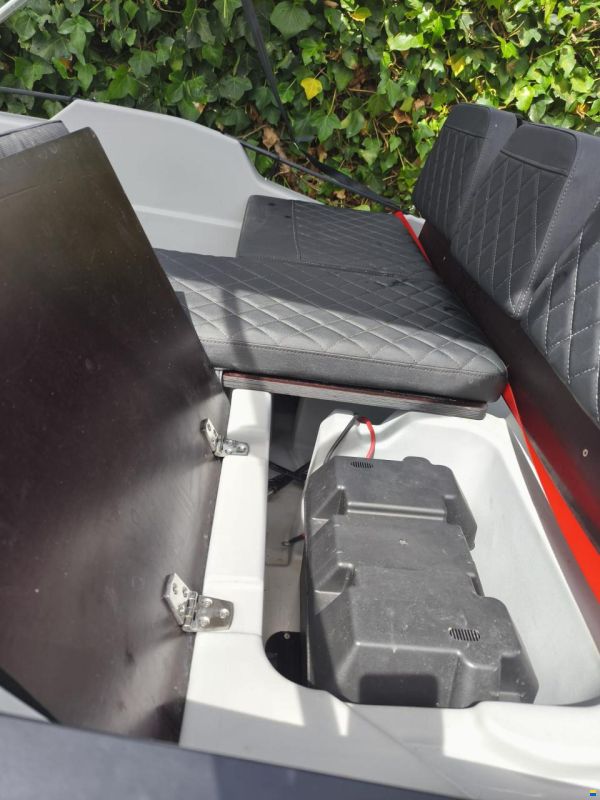 Sea Storm 14 HDPE Advantage