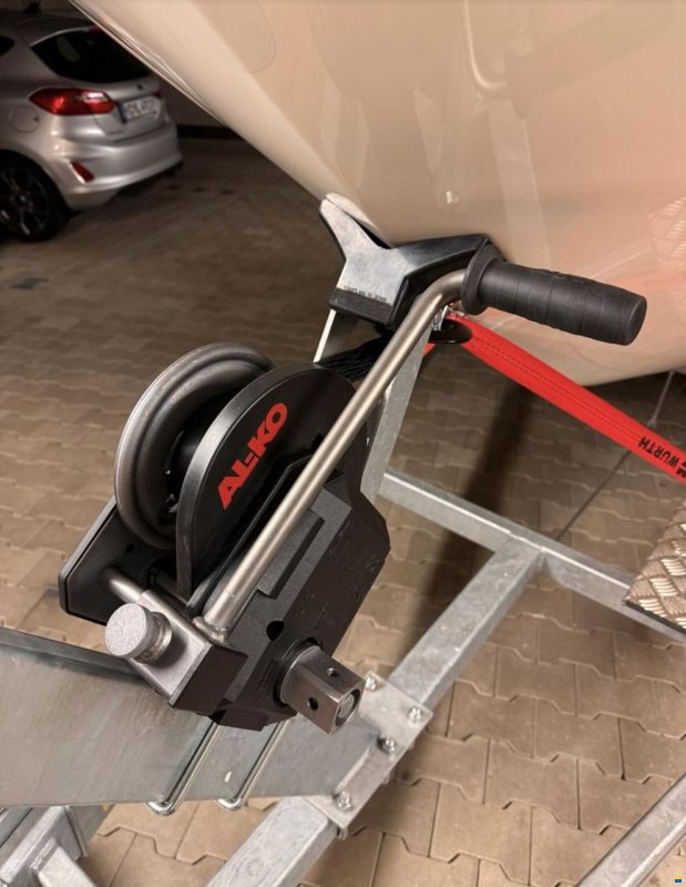 Quicksilver 525 aXess