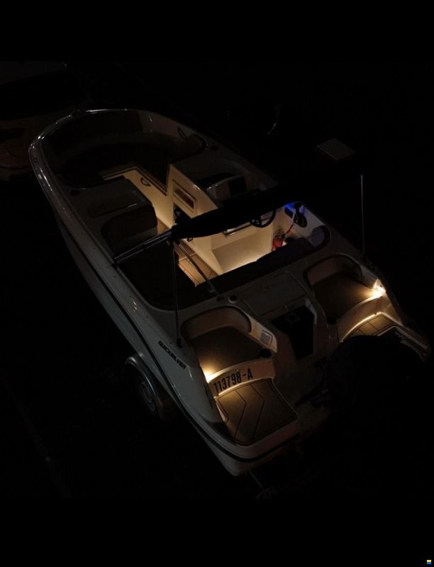 Quicksilver 525 aXess