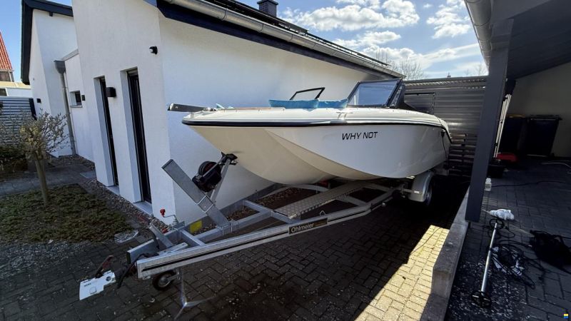 Quicksilver 525 aXess