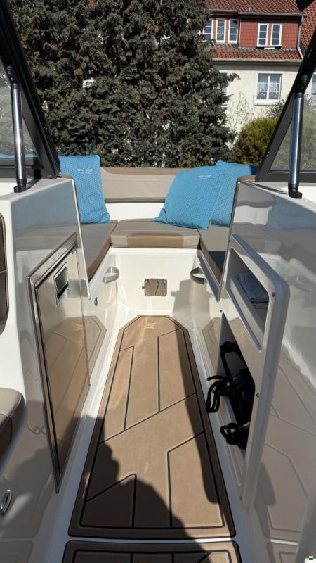 Quicksilver 525 aXess