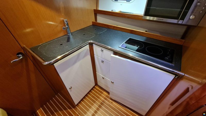 Bavaria 34HT