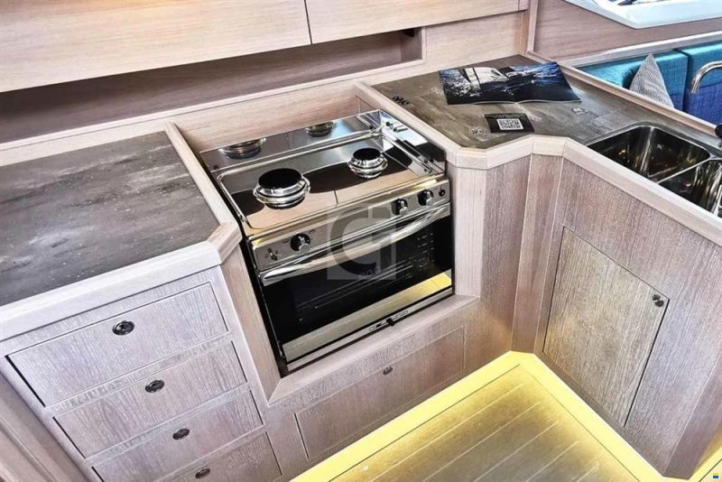Shogun Yachts 43
