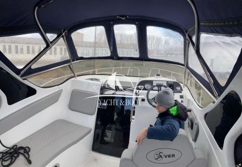 Saver 690 Cabin
