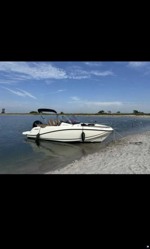 Quicksilver 605 Sundeck (2022) – Mercury 150 HK – Ku
