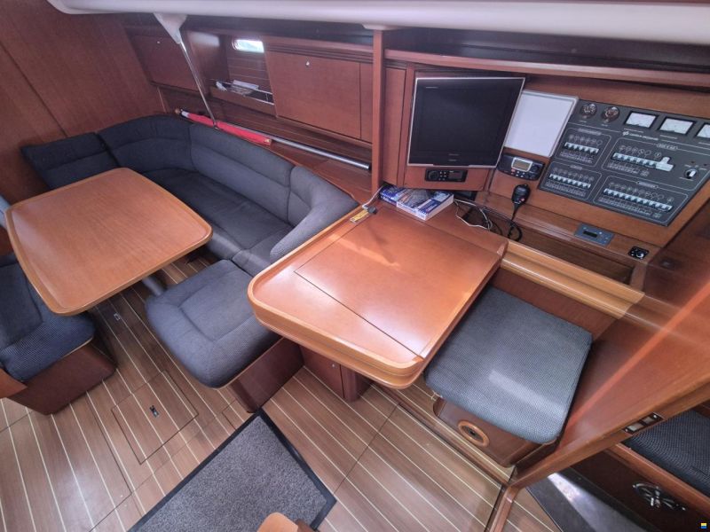 Grand Soleil 43