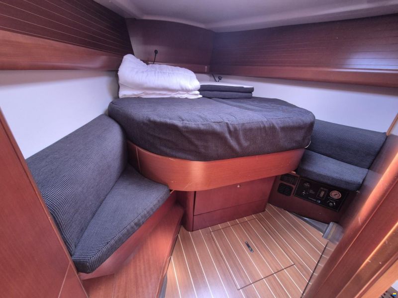 Grand Soleil 43