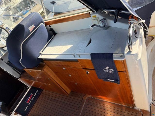 Nimbus 30S