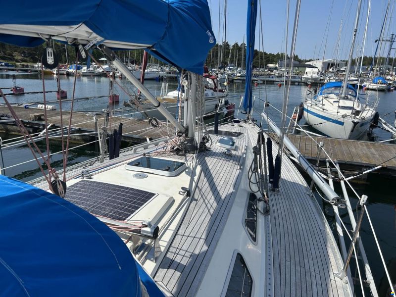 Sweden Yachts 340