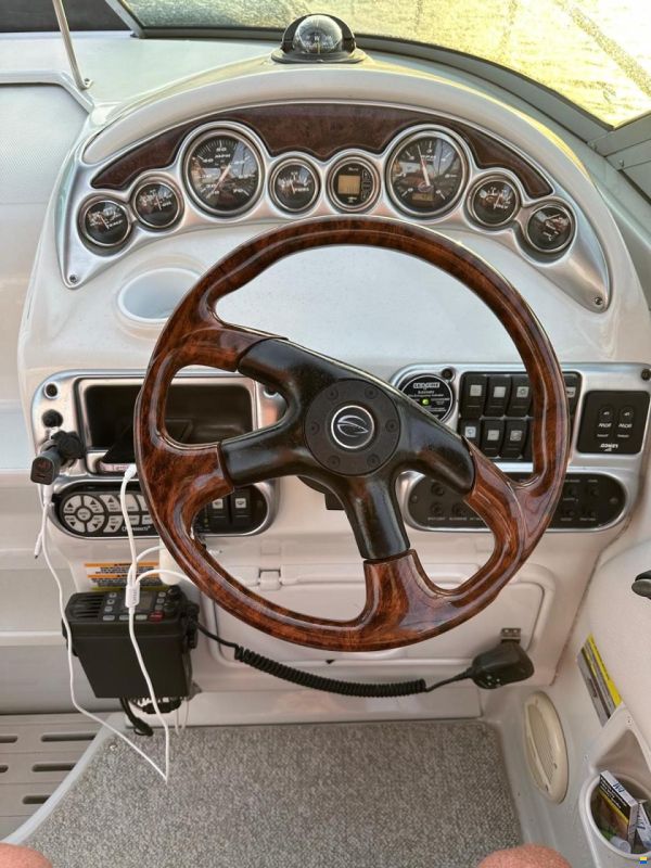 Crownline 250 CR