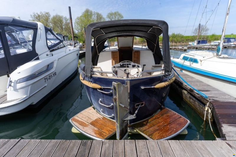 Menorquin Conquistador 850 Cabin
