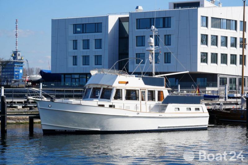 Grand Banks 46 Motor Yacht