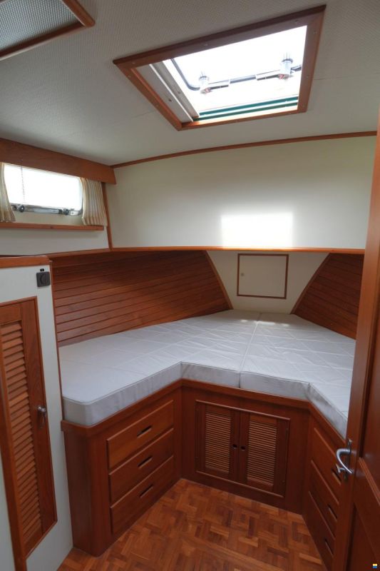 Grand Banks 46 Motor Yacht