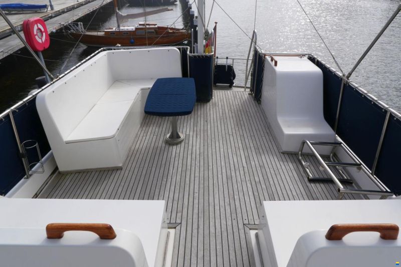 Grand Banks 46 Motor Yacht