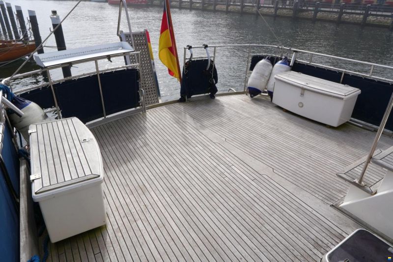 Grand Banks 46 Motor Yacht
